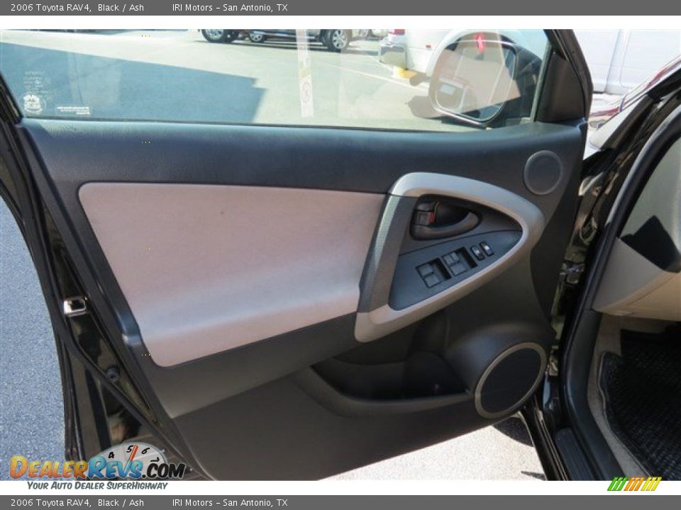 2006 Toyota RAV4 Black / Ash Photo #10