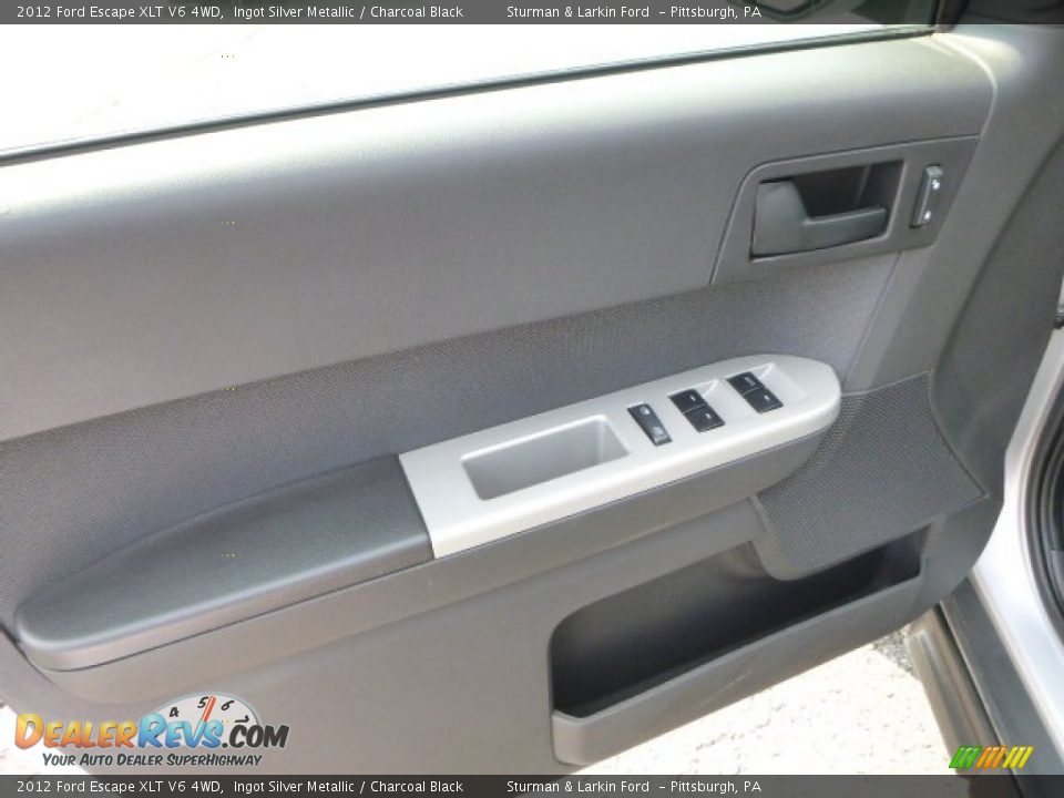 2012 Ford Escape XLT V6 4WD Ingot Silver Metallic / Charcoal Black Photo #11