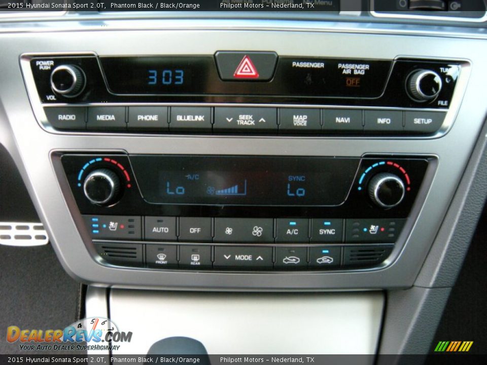 Controls of 2015 Hyundai Sonata Sport 2.0T Photo #30