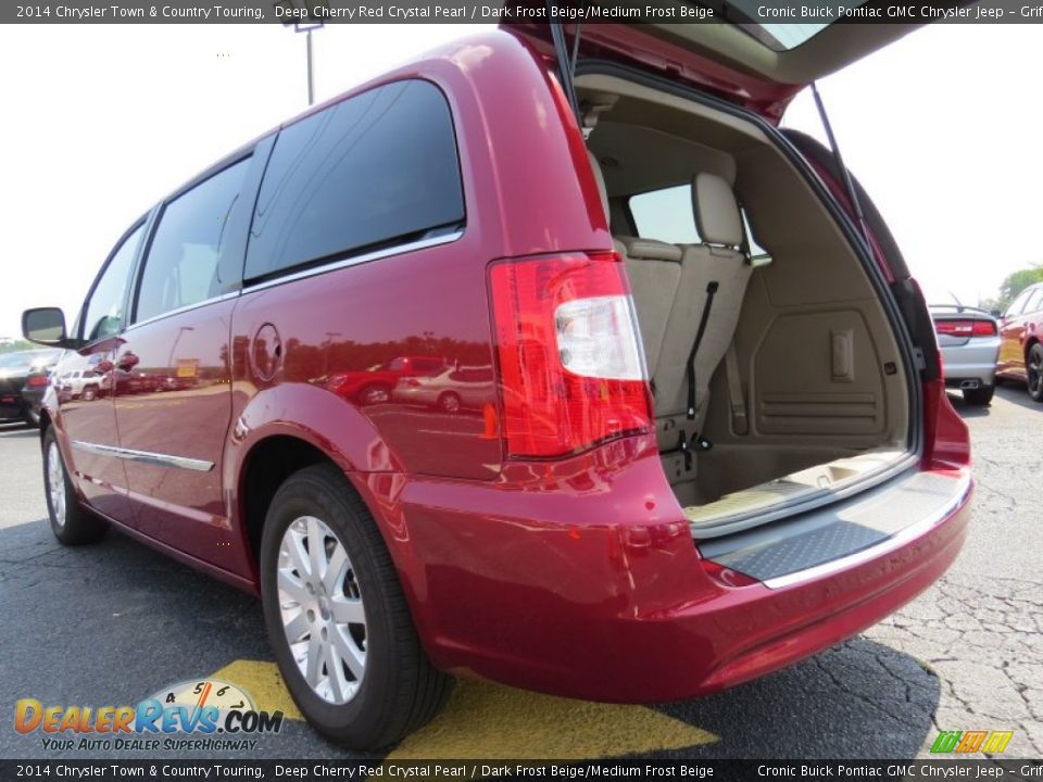 2014 Chrysler Town & Country Touring Deep Cherry Red Crystal Pearl / Dark Frost Beige/Medium Frost Beige Photo #17
