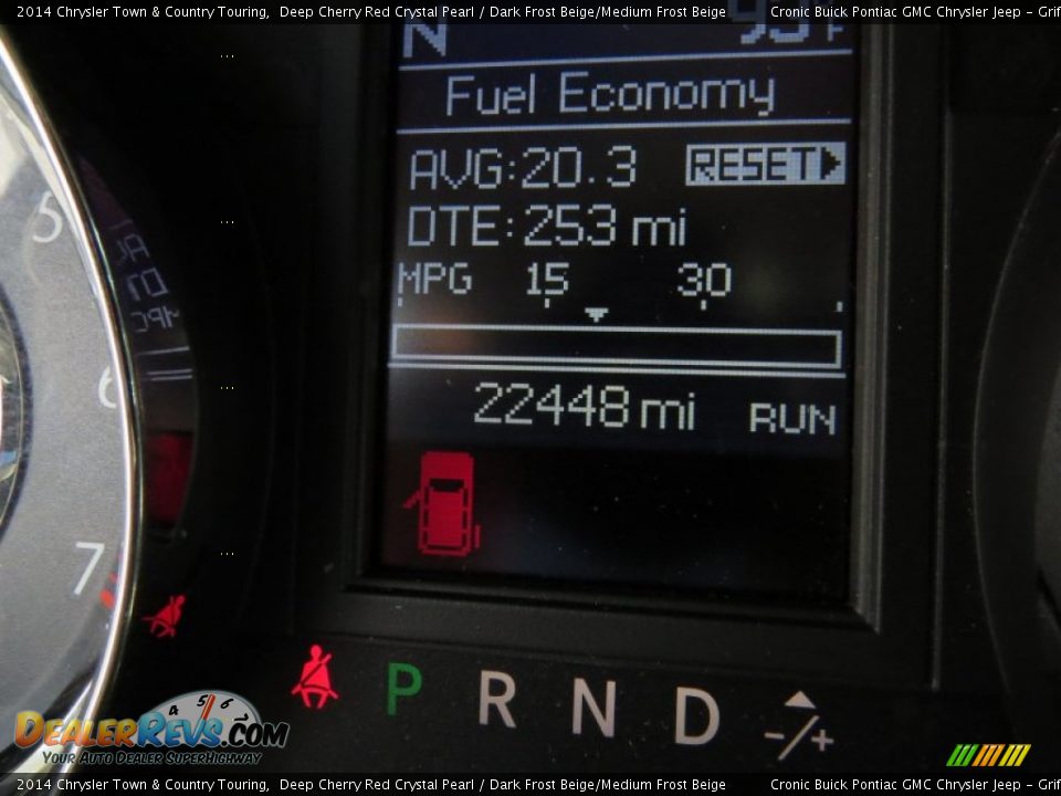 2014 Chrysler Town & Country Touring Deep Cherry Red Crystal Pearl / Dark Frost Beige/Medium Frost Beige Photo #24