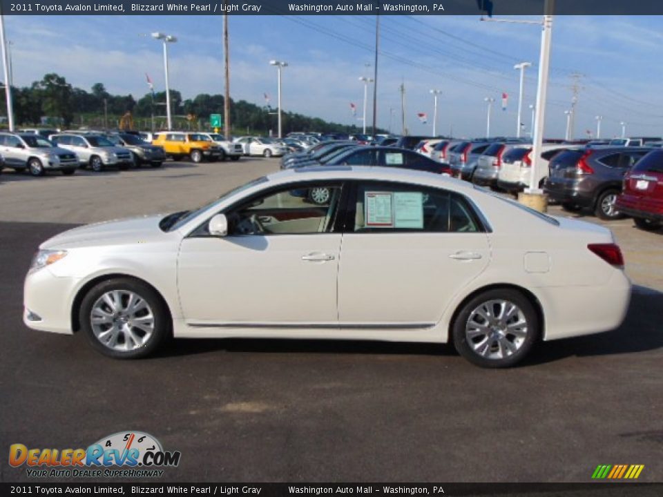 2011 Toyota Avalon Limited Blizzard White Pearl / Light Gray Photo #5