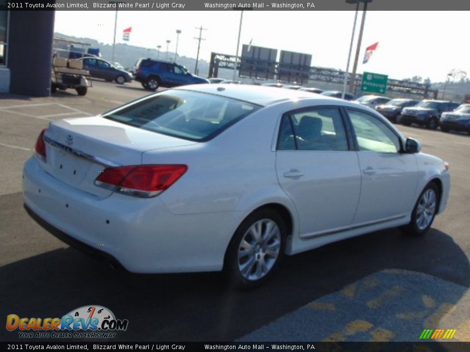 2011 Toyota Avalon Limited Blizzard White Pearl / Light Gray Photo #8