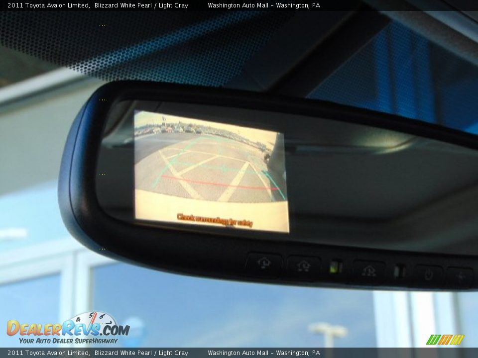 2011 Toyota Avalon Limited Blizzard White Pearl / Light Gray Photo #17