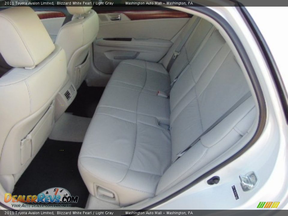 2011 Toyota Avalon Limited Blizzard White Pearl / Light Gray Photo #18