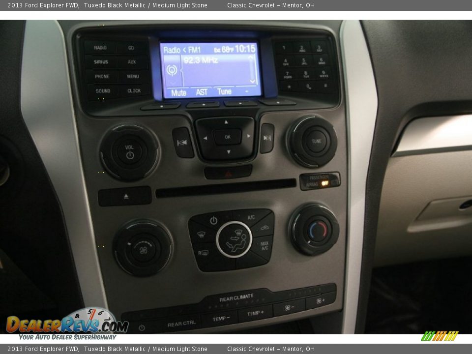 2013 Ford Explorer FWD Tuxedo Black Metallic / Medium Light Stone Photo #10