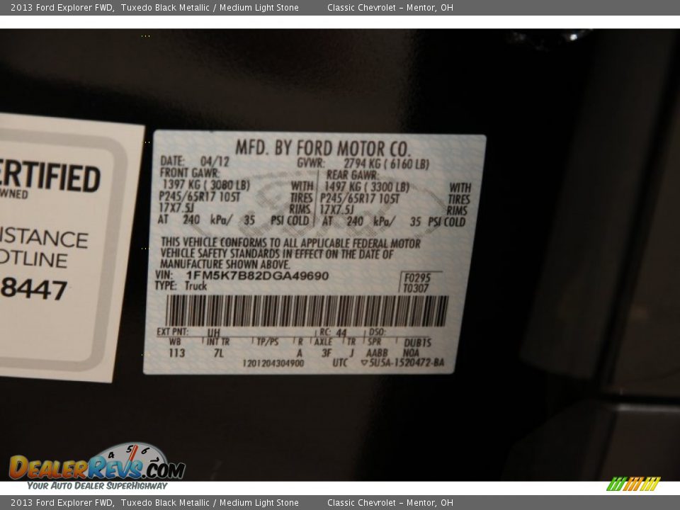 2013 Ford Explorer FWD Tuxedo Black Metallic / Medium Light Stone Photo #19