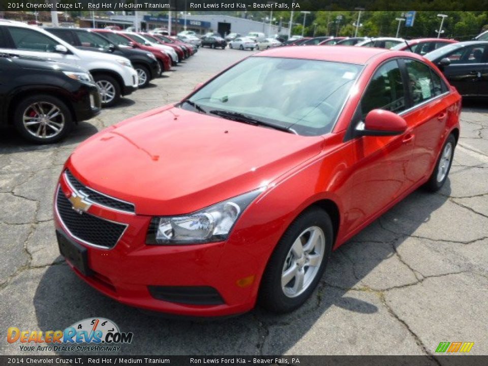 2014 Chevrolet Cruze LT Red Hot / Medium Titanium Photo #4