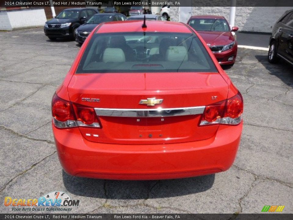 2014 Chevrolet Cruze LT Red Hot / Medium Titanium Photo #7
