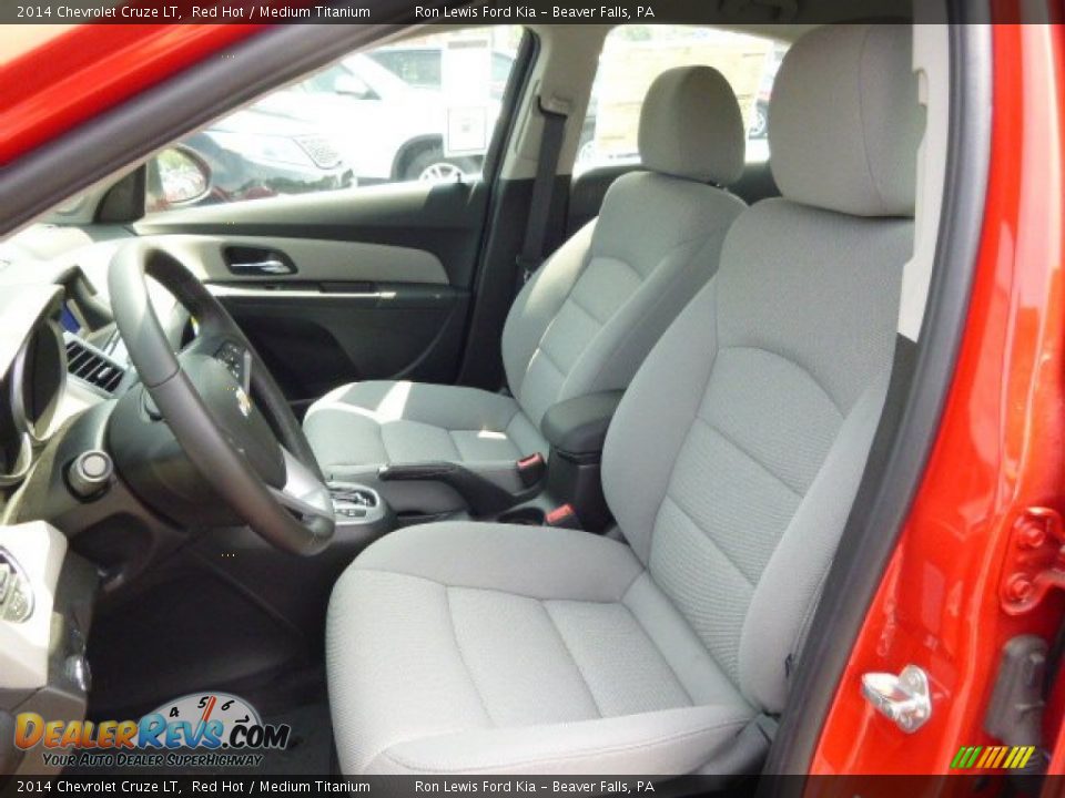 2014 Chevrolet Cruze LT Red Hot / Medium Titanium Photo #10