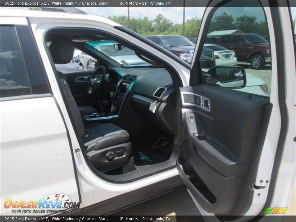 2015 Ford Explorer XLT White Platinum / Charcoal Black Photo #8