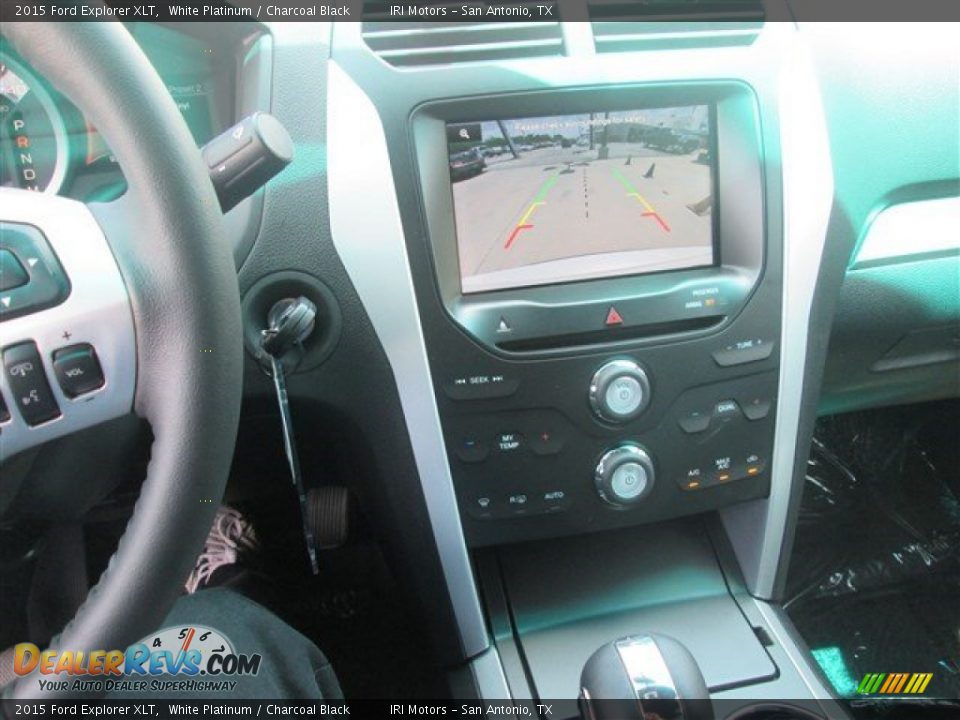 2015 Ford Explorer XLT White Platinum / Charcoal Black Photo #12