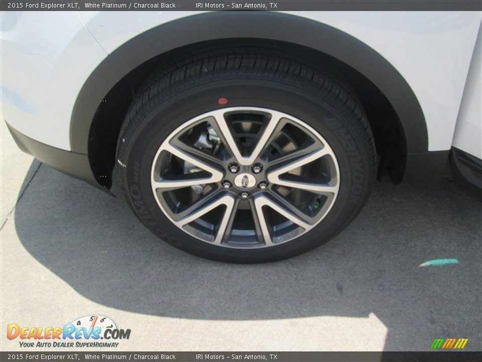2015 Ford Explorer XLT White Platinum / Charcoal Black Photo #13