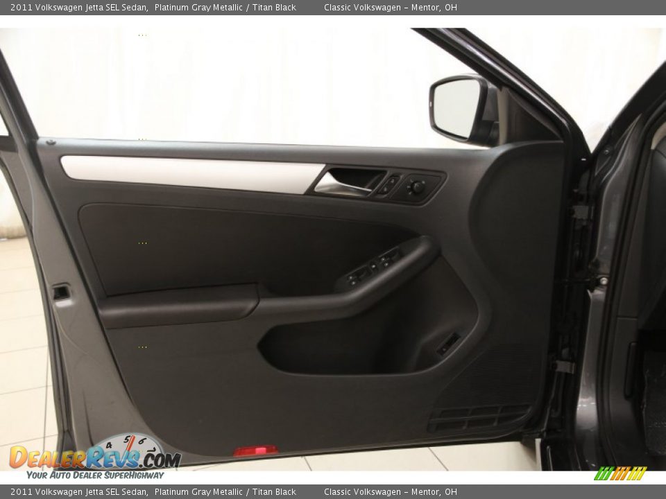 2011 Volkswagen Jetta SEL Sedan Platinum Gray Metallic / Titan Black Photo #4