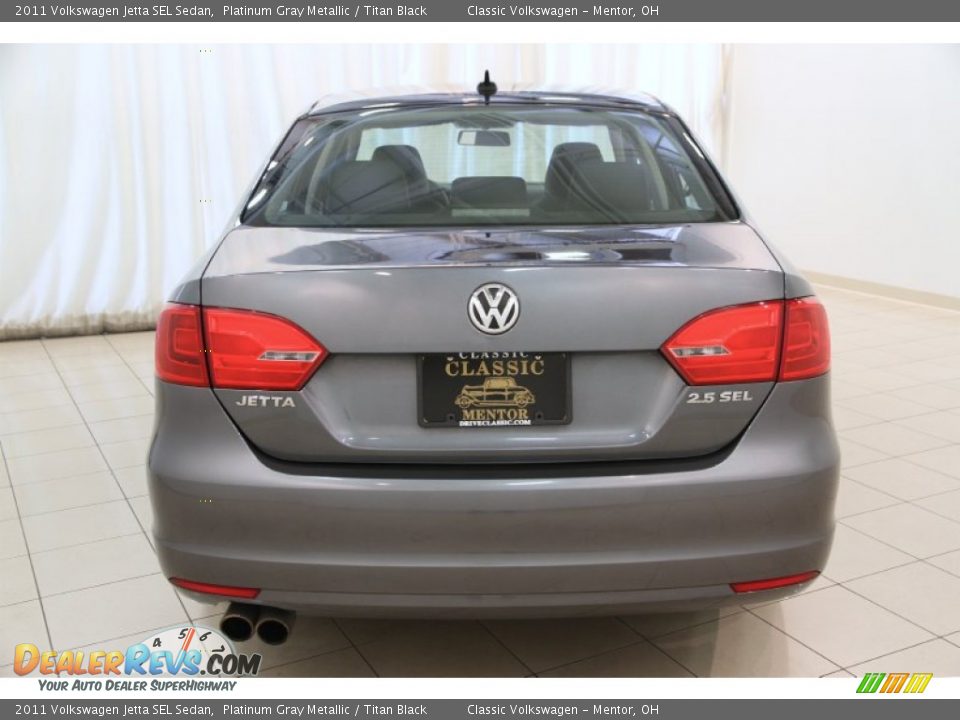 2011 Volkswagen Jetta SEL Sedan Platinum Gray Metallic / Titan Black Photo #17