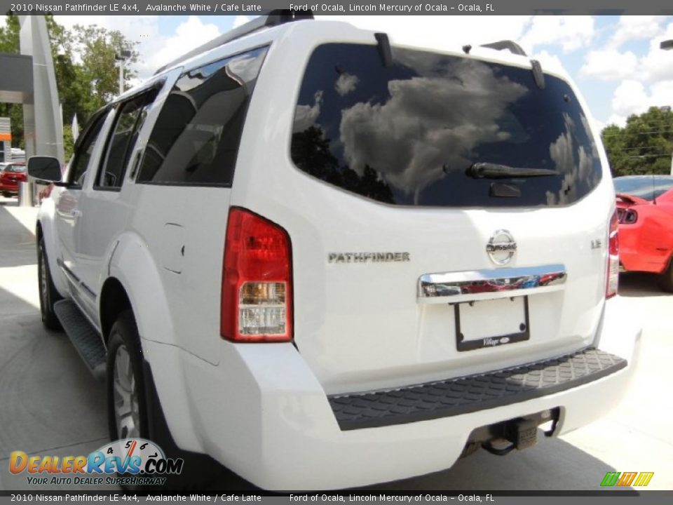 2010 Nissan Pathfinder LE 4x4 Avalanche White / Cafe Latte Photo #2