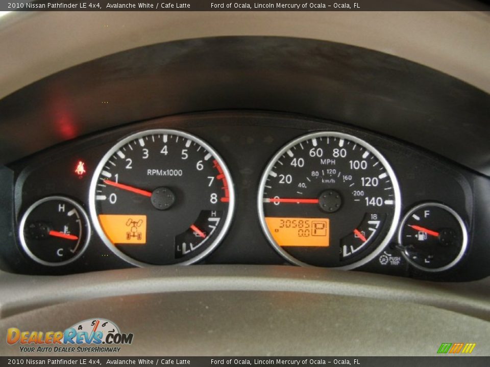 2010 Nissan Pathfinder LE 4x4 Avalanche White / Cafe Latte Photo #23