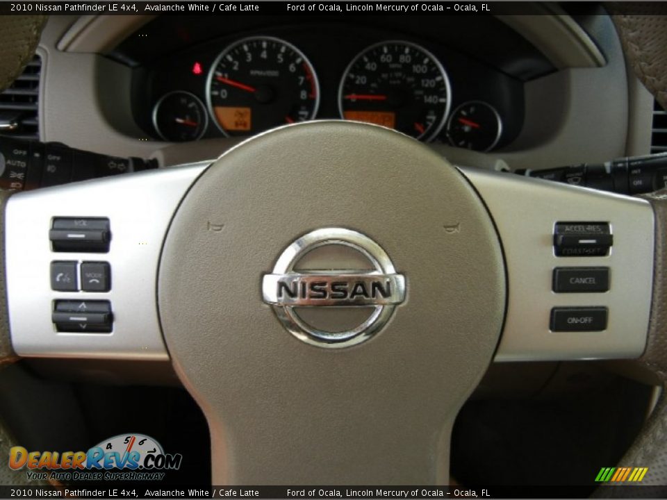 2010 Nissan Pathfinder LE 4x4 Avalanche White / Cafe Latte Photo #28