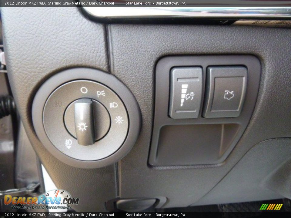 2012 Lincoln MKZ FWD Sterling Gray Metallic / Dark Charcoal Photo #18