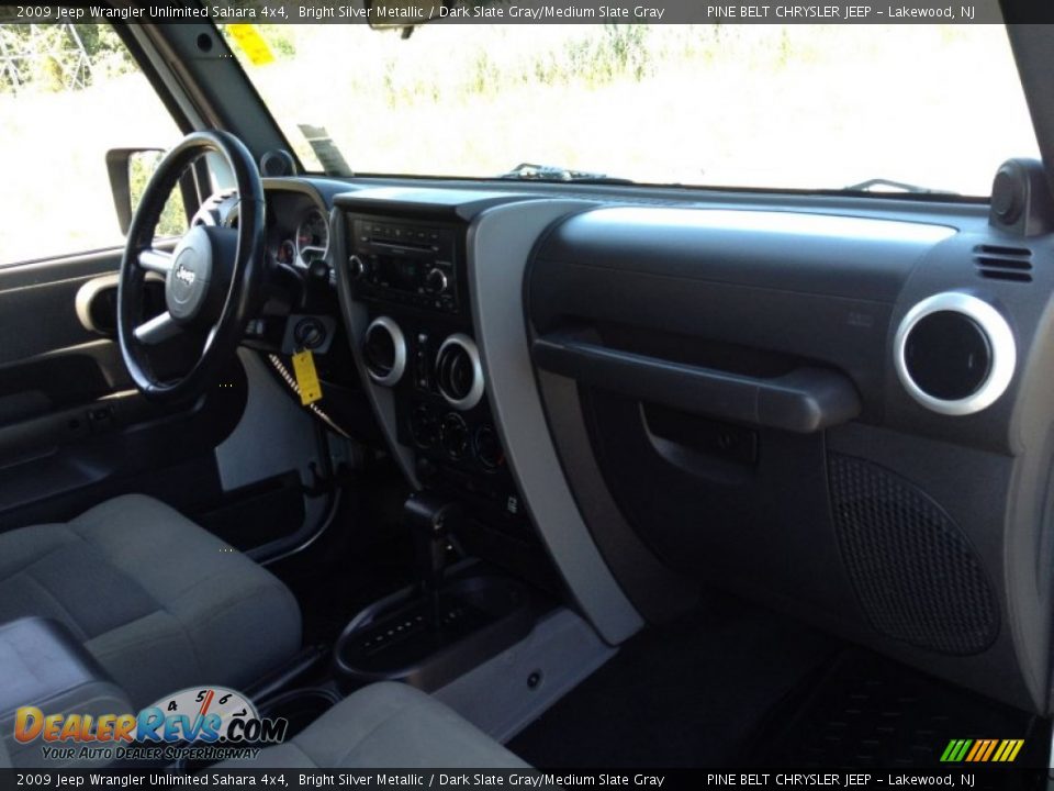 2009 Jeep Wrangler Unlimited Sahara 4x4 Bright Silver Metallic / Dark Slate Gray/Medium Slate Gray Photo #6