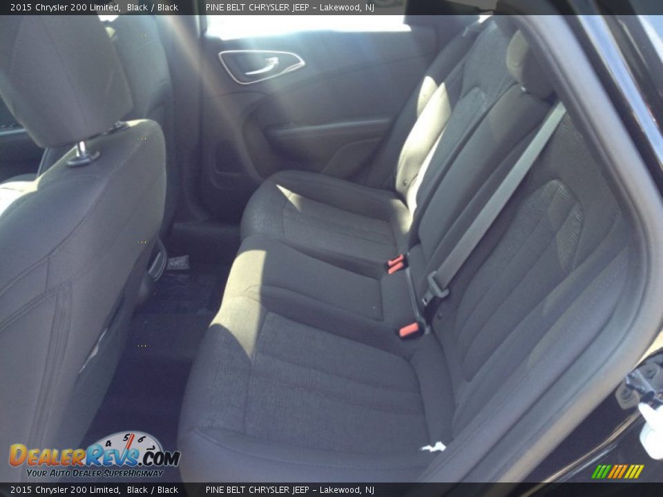 2015 Chrysler 200 Limited Black / Black Photo #6