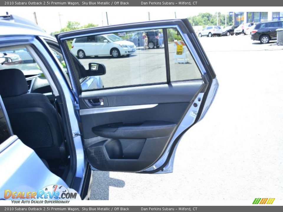 2010 Subaru Outback 2.5i Premium Wagon Sky Blue Metallic / Off Black Photo #17