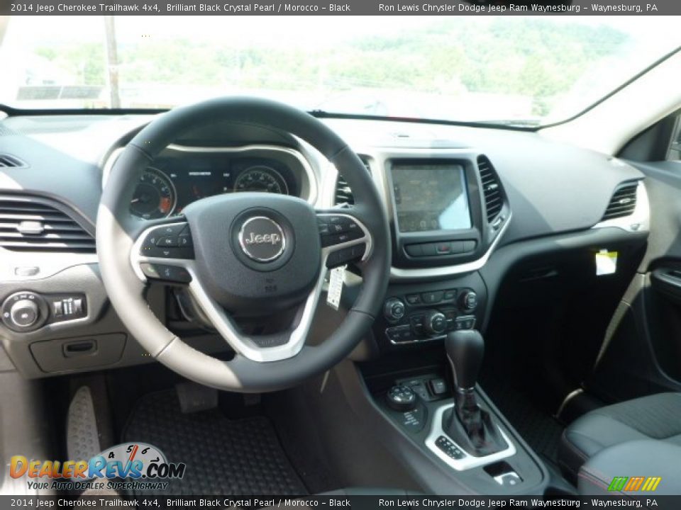 2014 Jeep Cherokee Trailhawk 4x4 Brilliant Black Crystal Pearl / Morocco - Black Photo #12