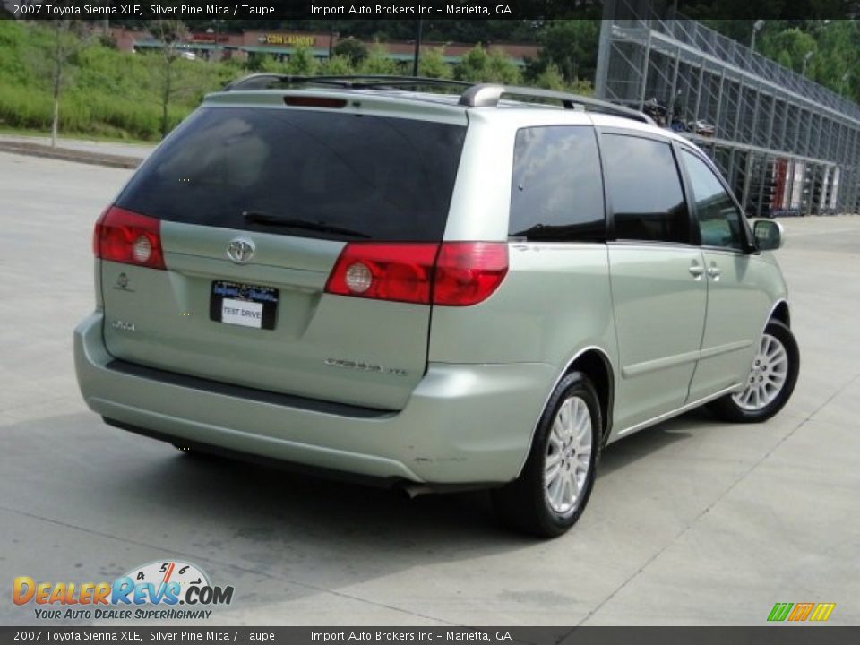 2007 Toyota Sienna XLE Silver Pine Mica / Taupe Photo #2