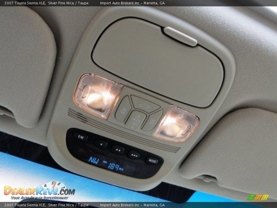 2007 Toyota Sienna XLE Silver Pine Mica / Taupe Photo #15