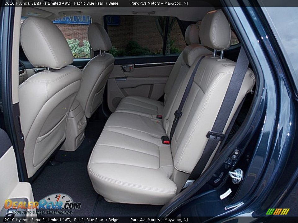 2010 Hyundai Santa Fe Limited 4WD Pacific Blue Pearl / Beige Photo #17