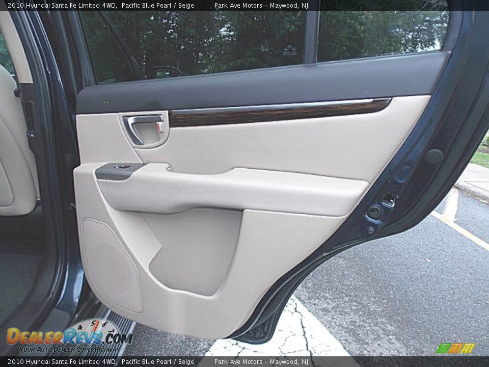 2010 Hyundai Santa Fe Limited 4WD Pacific Blue Pearl / Beige Photo #21