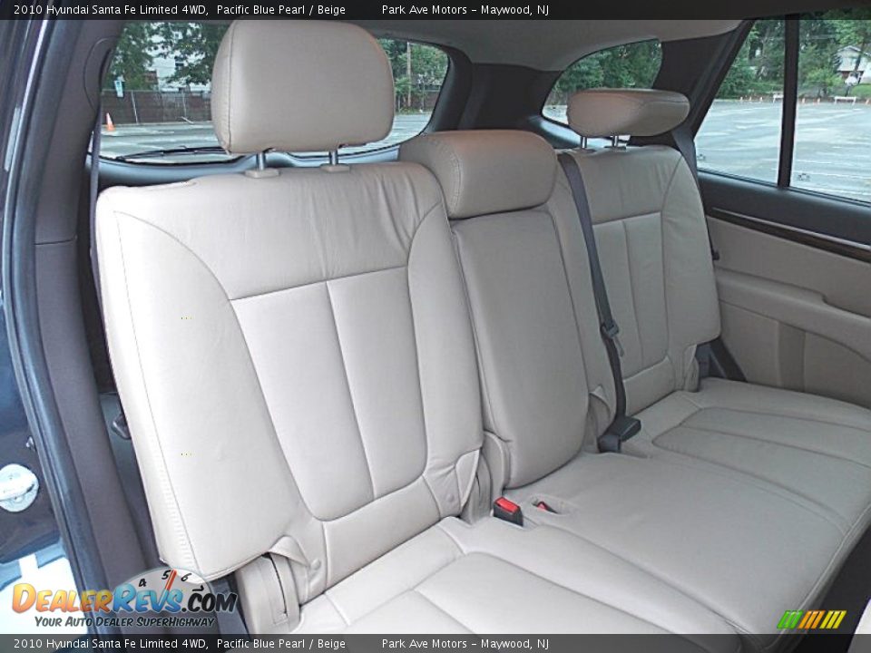 2010 Hyundai Santa Fe Limited 4WD Pacific Blue Pearl / Beige Photo #22