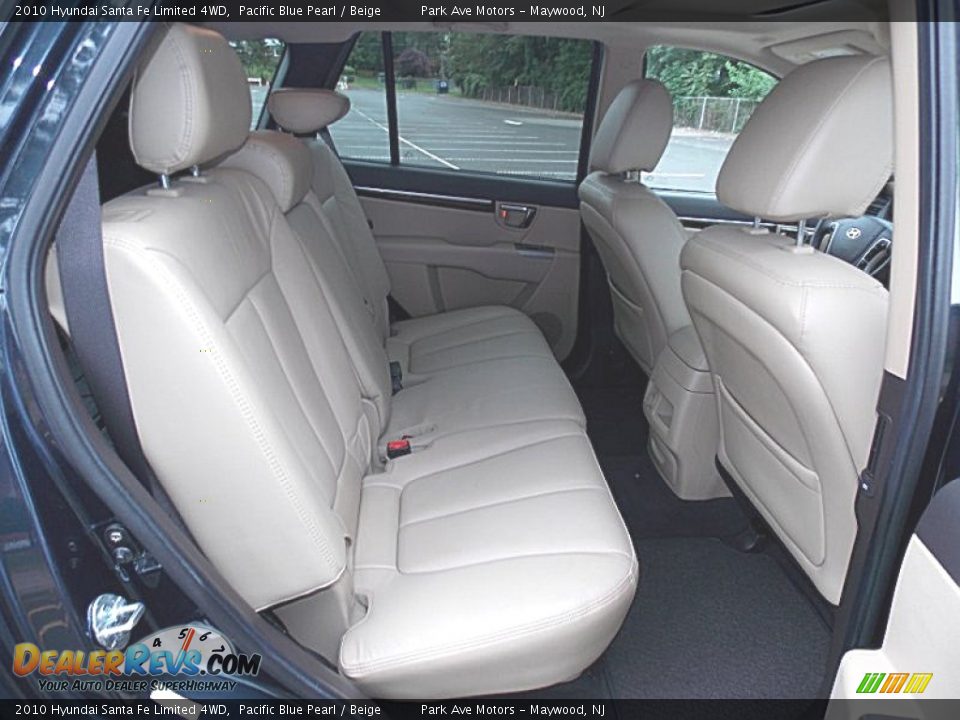 2010 Hyundai Santa Fe Limited 4WD Pacific Blue Pearl / Beige Photo #23