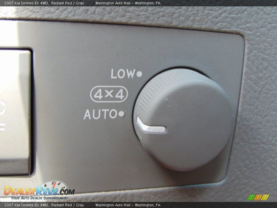 2007 Kia Sorento EX 4WD Radiant Red / Gray Photo #15