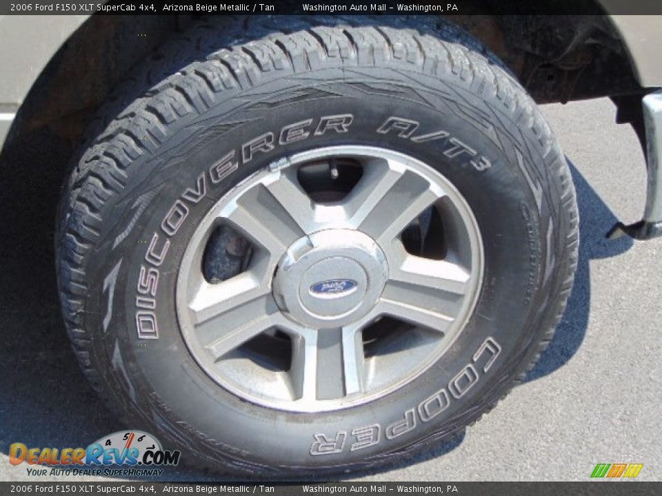 2006 Ford F150 XLT SuperCab 4x4 Arizona Beige Metallic / Tan Photo #3