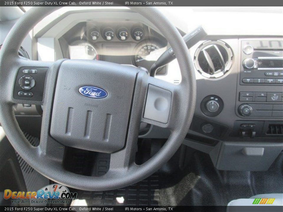 2015 Ford F250 Super Duty XL Crew Cab Oxford White / Steel Photo #8