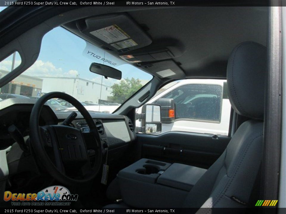 2015 Ford F250 Super Duty XL Crew Cab Oxford White / Steel Photo #9