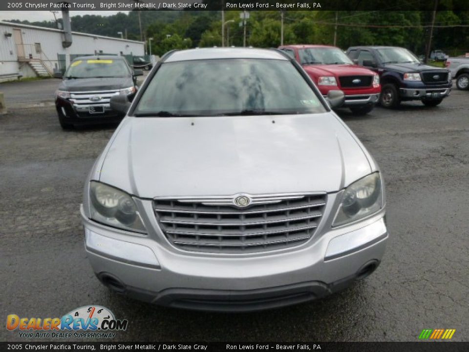 2005 Chrysler Pacifica Touring Bright Silver Metallic / Dark Slate Gray Photo #3