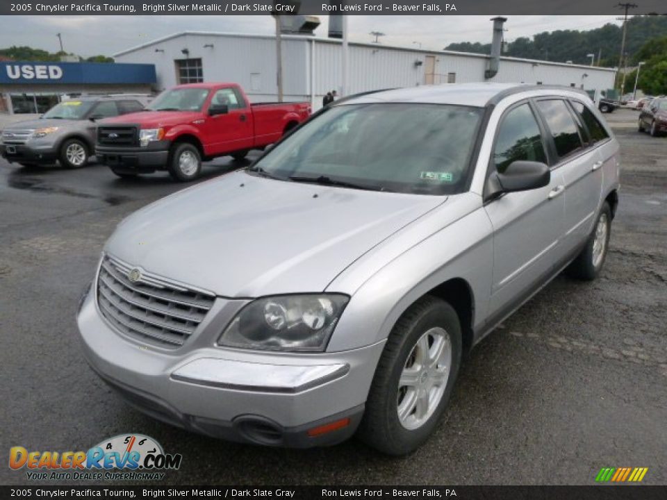 2005 Chrysler Pacifica Touring Bright Silver Metallic / Dark Slate Gray Photo #4