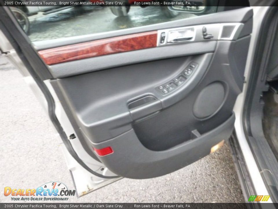 Door Panel of 2005 Chrysler Pacifica Touring Photo #11