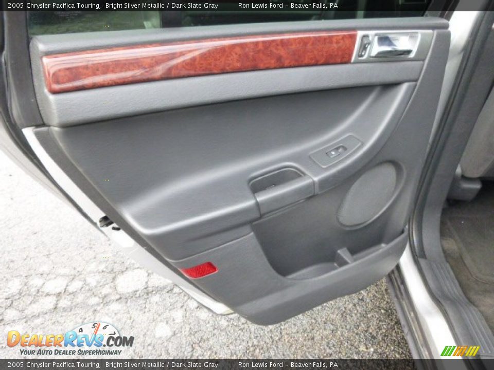 Door Panel of 2005 Chrysler Pacifica Touring Photo #13