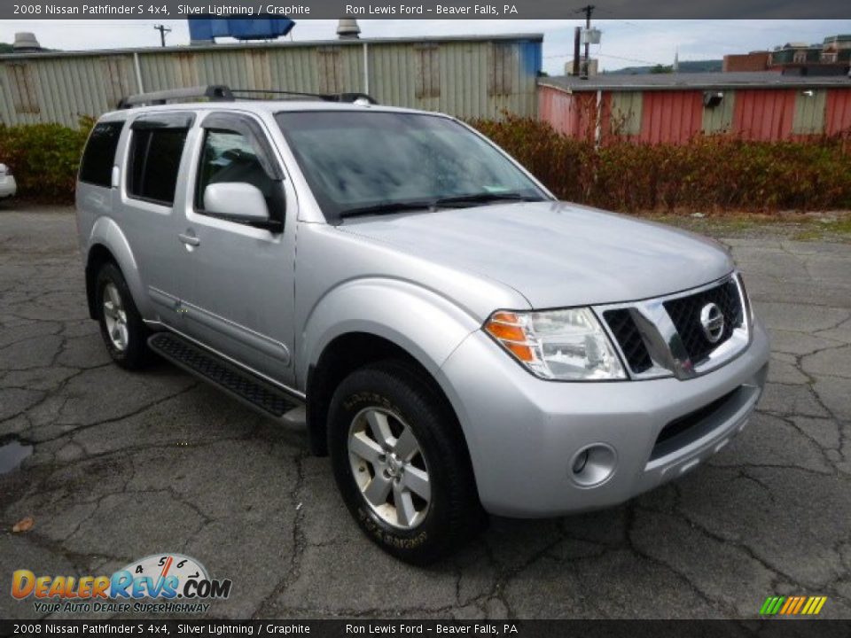 Front 3/4 View of 2008 Nissan Pathfinder S 4x4 Photo #2
