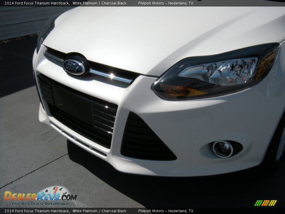 2014 Ford Focus Titanium Hatchback White Platinum / Charcoal Black Photo #10