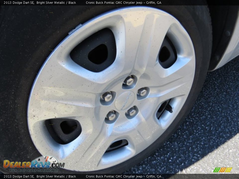 2013 Dodge Dart SE Bright Silver Metallic / Black Photo #16