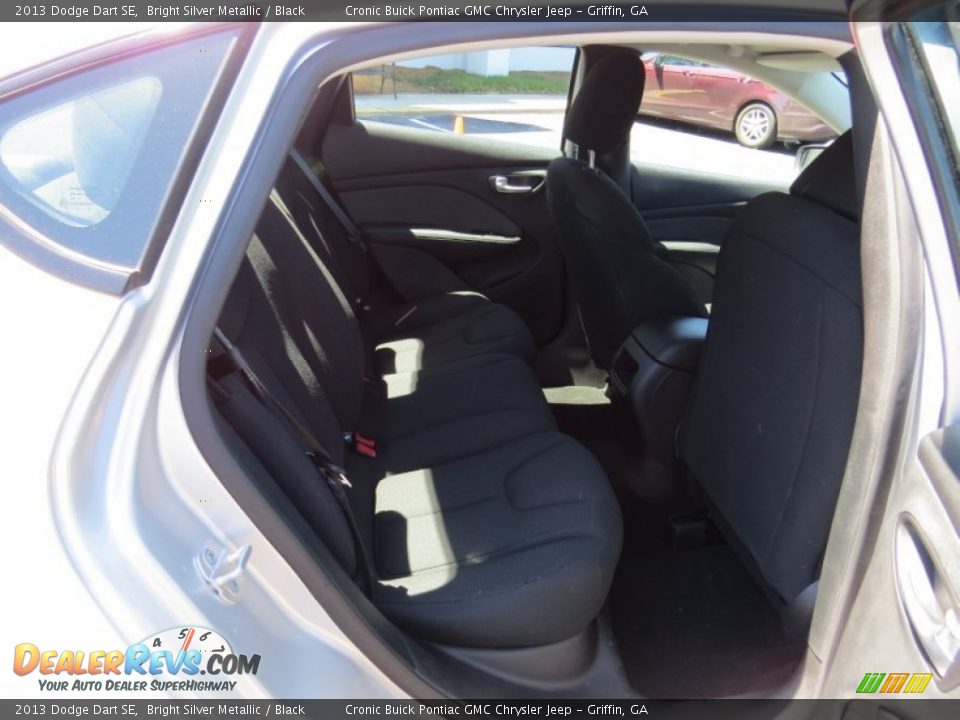 2013 Dodge Dart SE Bright Silver Metallic / Black Photo #17