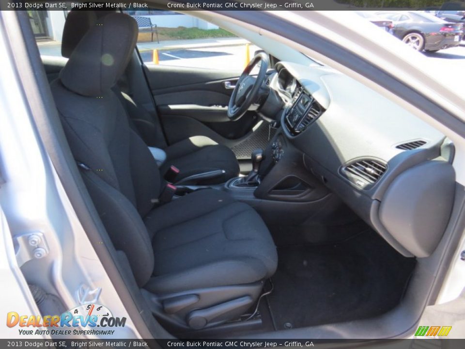 2013 Dodge Dart SE Bright Silver Metallic / Black Photo #18