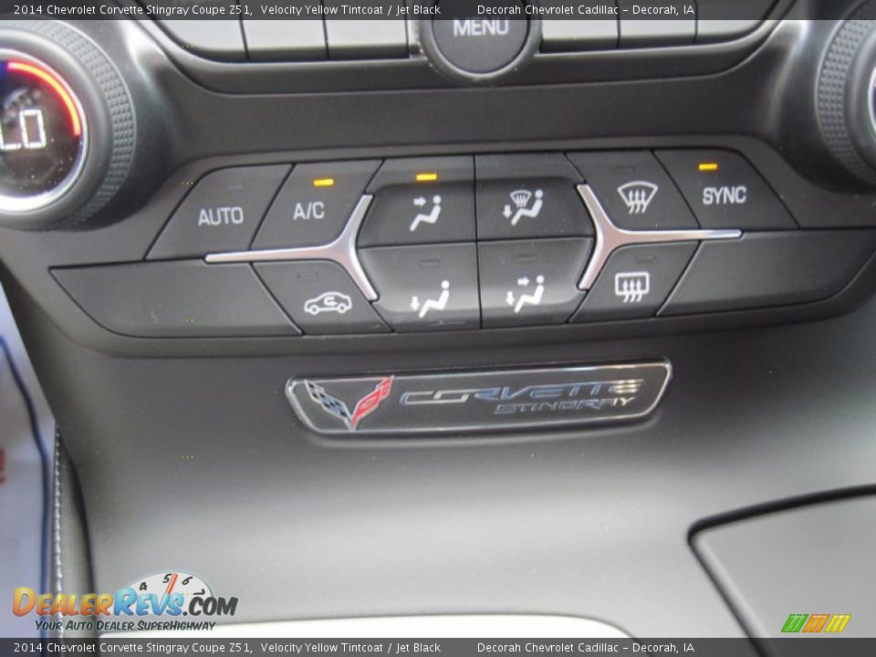 Controls of 2014 Chevrolet Corvette Stingray Coupe Z51 Photo #14