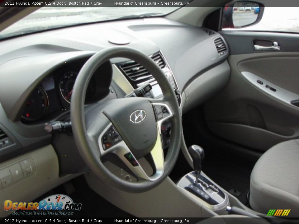 2012 Hyundai Accent GLS 4 Door Boston Red / Gray Photo #10