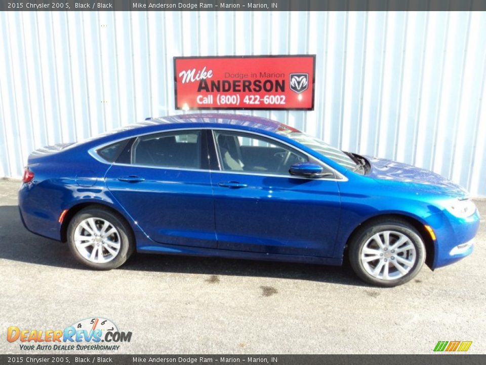 2015 Chrysler 200 S Black / Black Photo #2