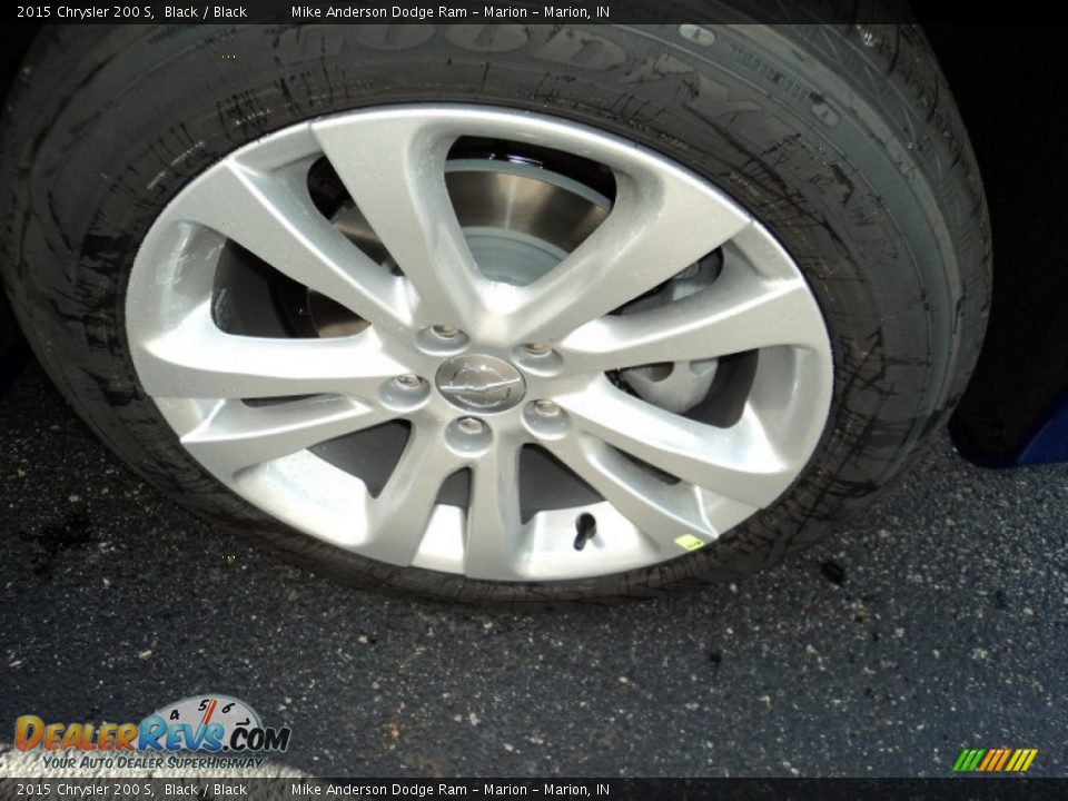 2015 Chrysler 200 S Black / Black Photo #10